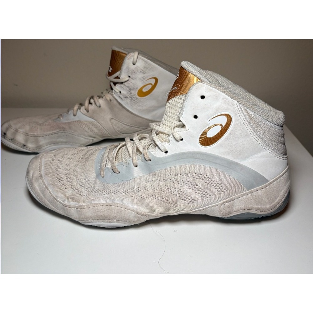 ASICS Jordan Burroughs JB Elite 5 wrestling shoes | white and gold | Size 12